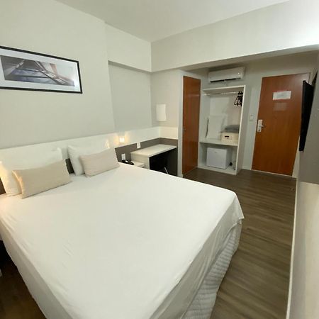 It'S Hotel Caratinga Buitenkant foto